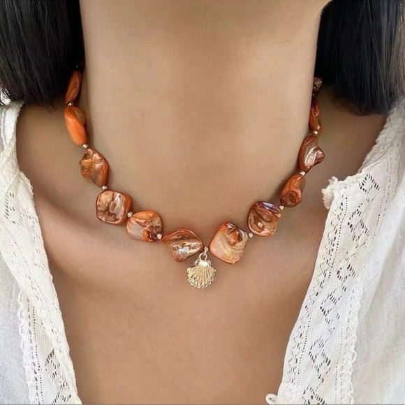 Zara Pearl Seashell Choker Necklace - Picture 2 of 6